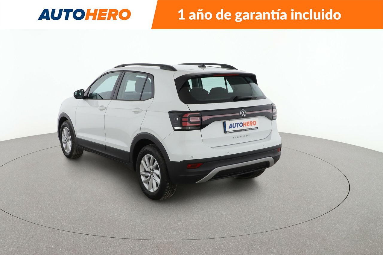 Foto Volkswagen T-Cross 4