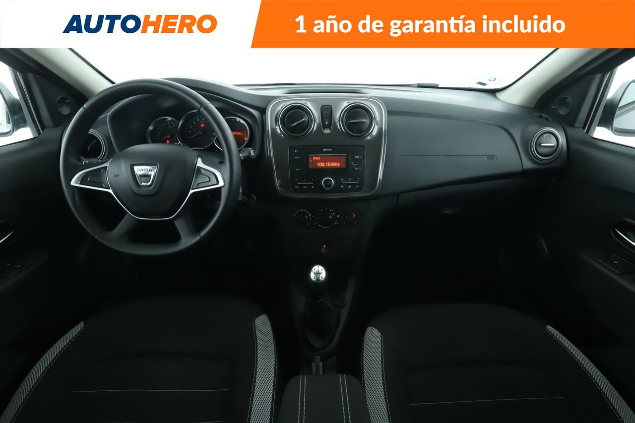 Foto Dacia Sandero 12