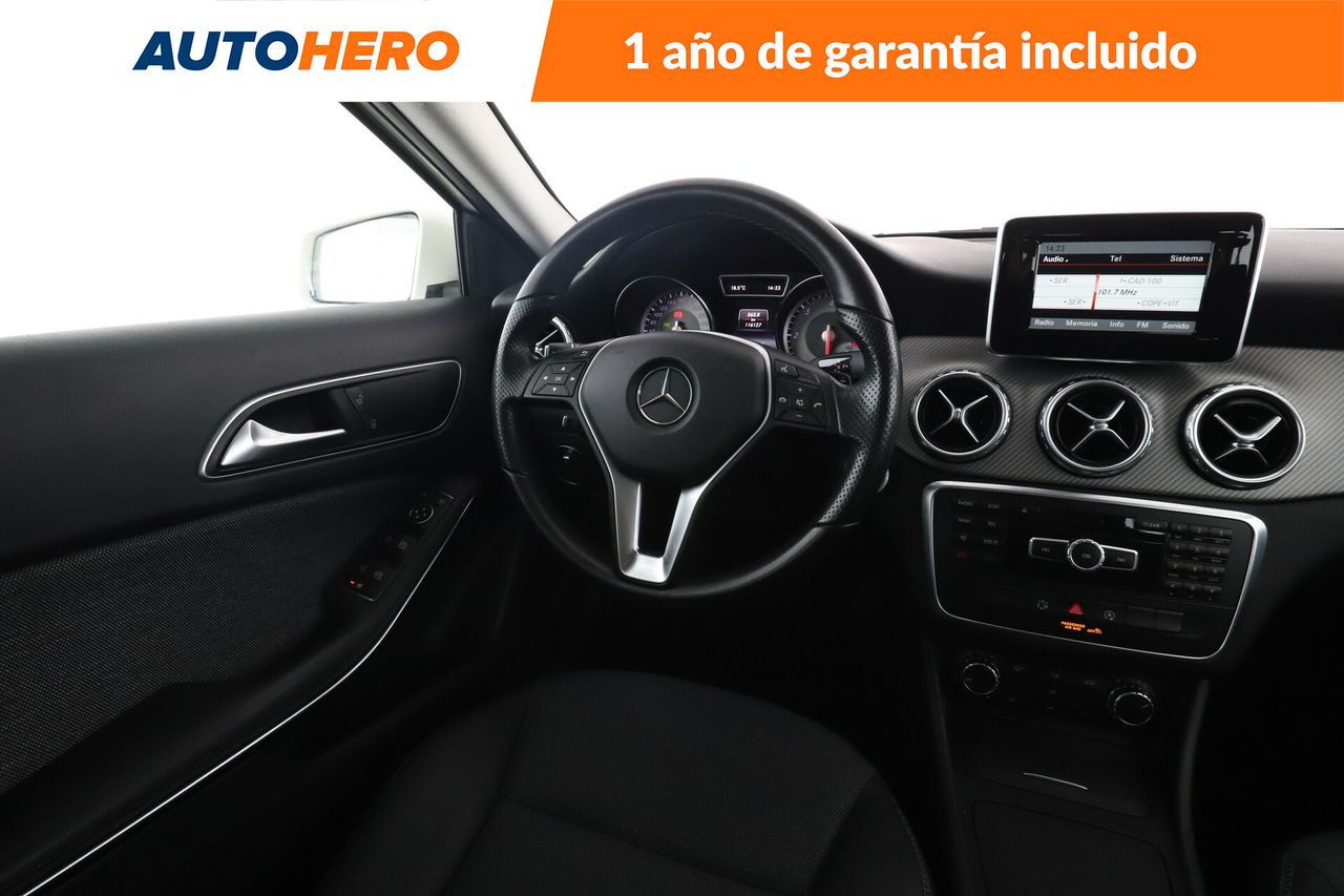 Foto Mercedes-Benz Clase GLA 13