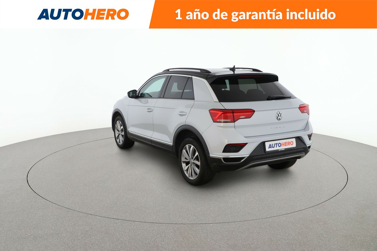 Foto Volkswagen T-Roc 4