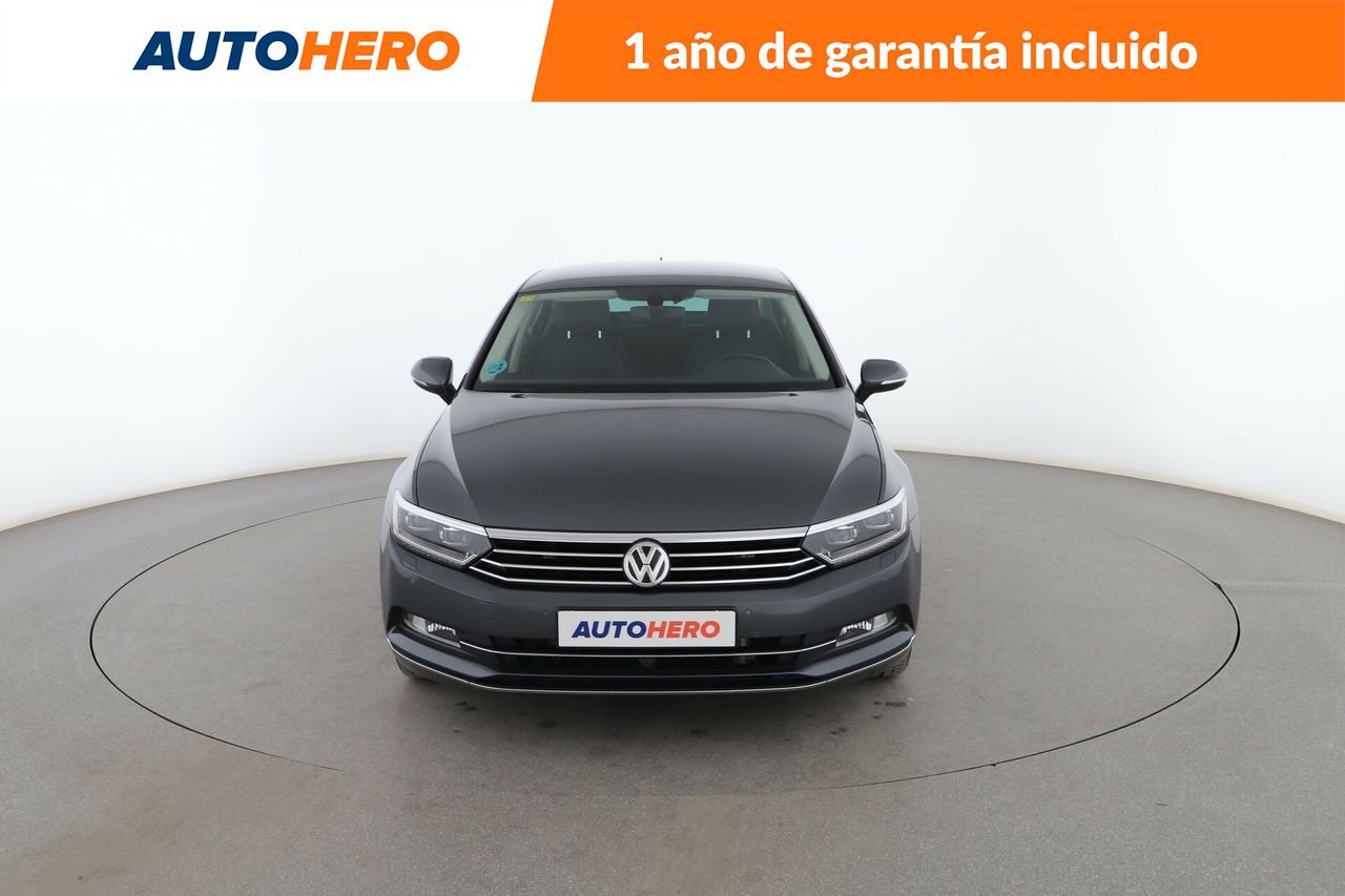 Foto Volkswagen Passat 8