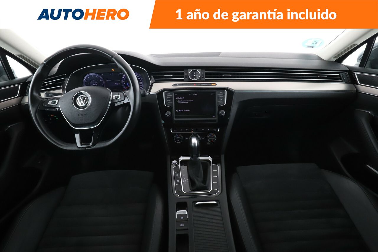 Foto Volkswagen Passat 12