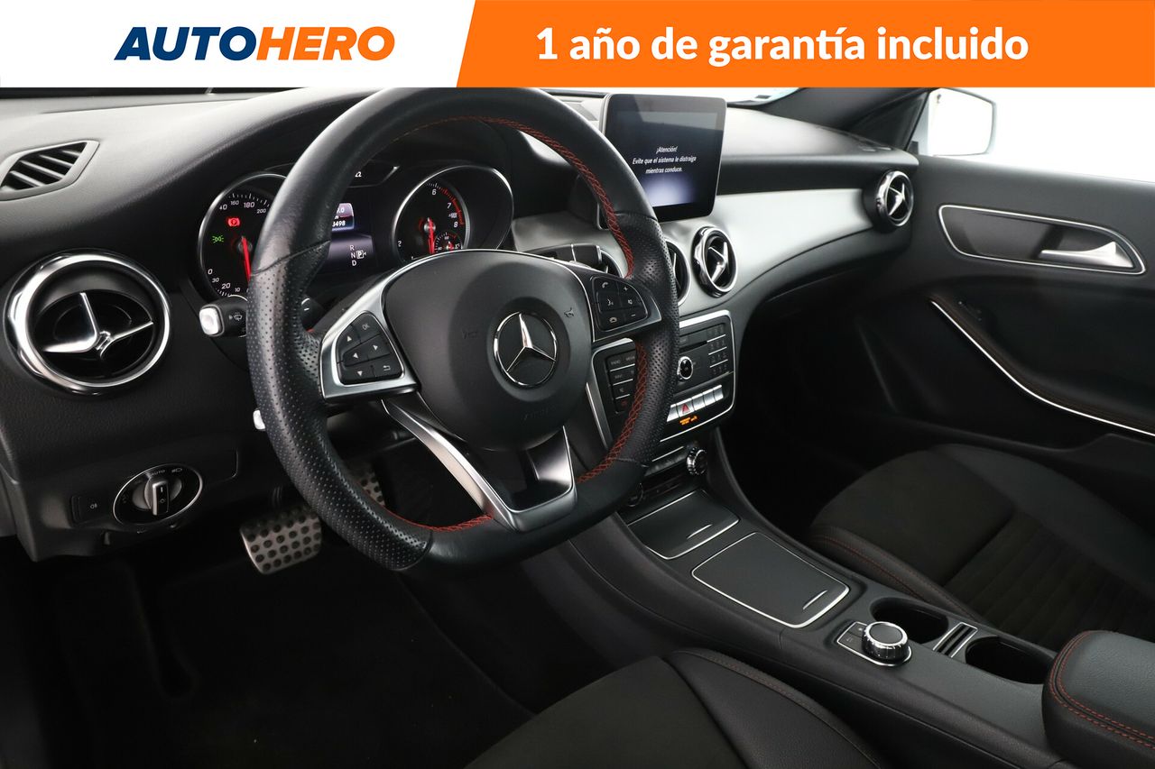 Foto Mercedes-Benz Clase GLA 11