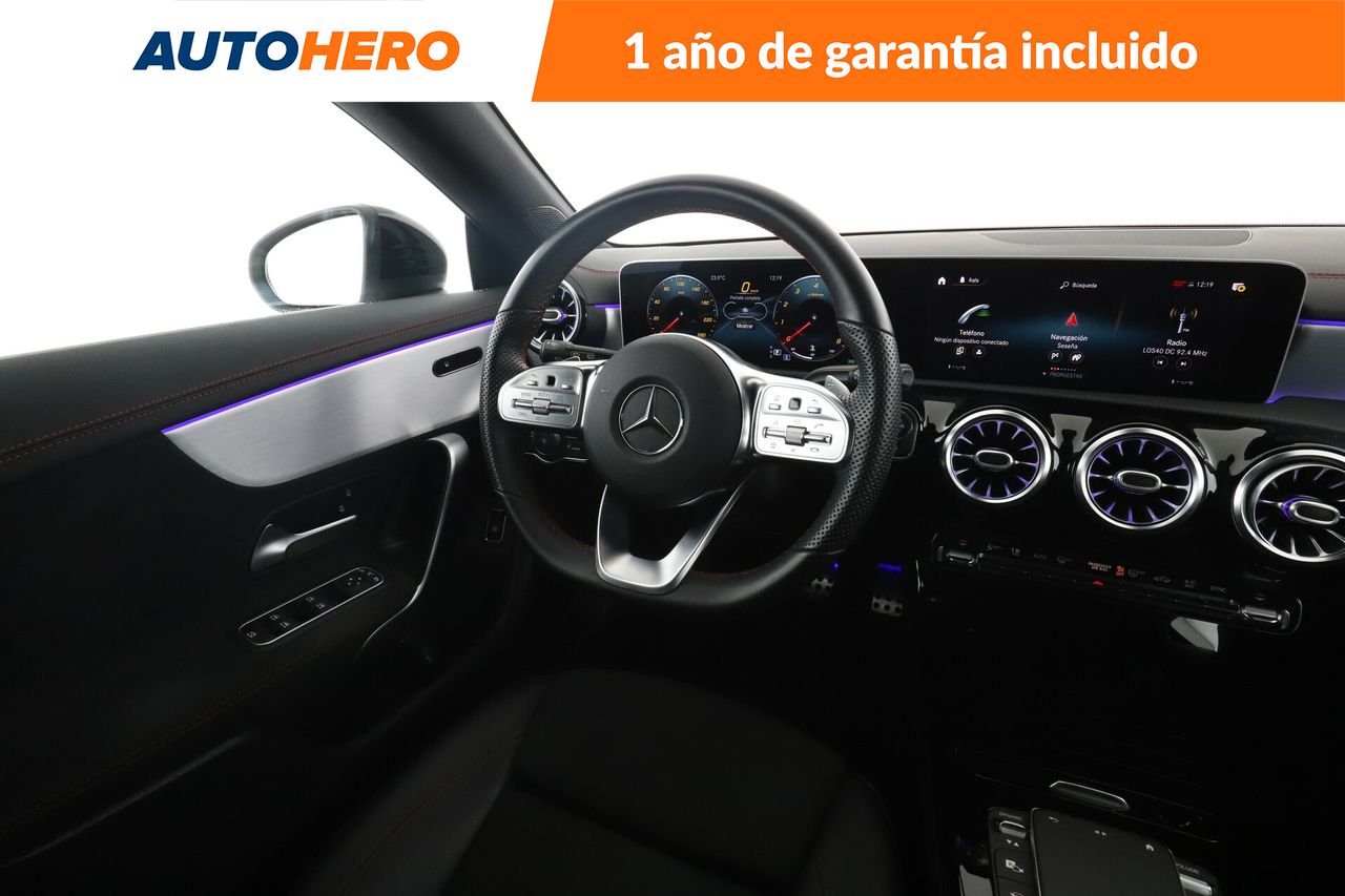 Foto Mercedes-Benz Clase CLA 13