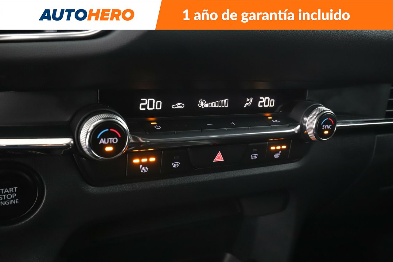 Foto Mazda CX-30 24