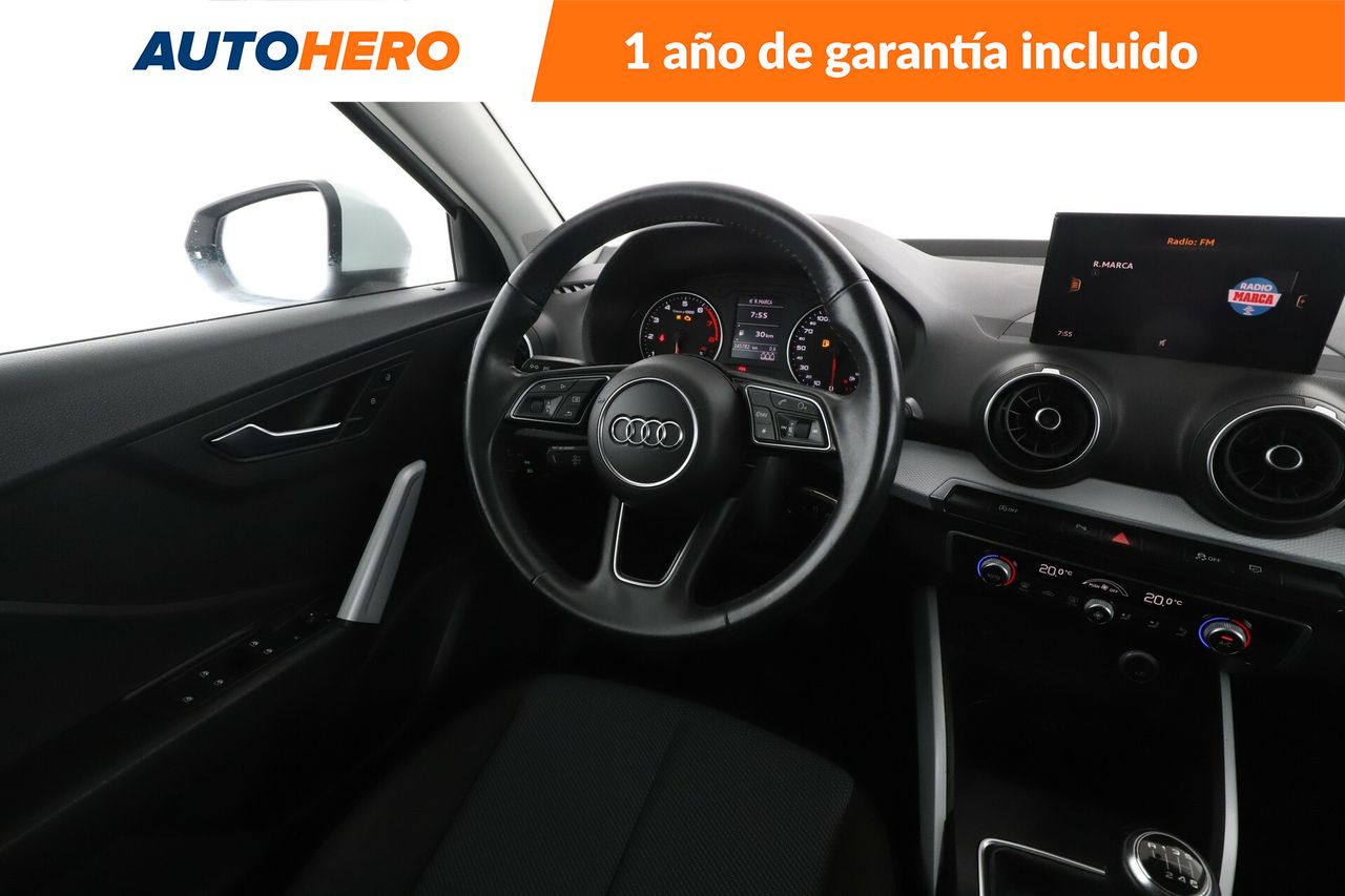 Foto Audi Q2 14