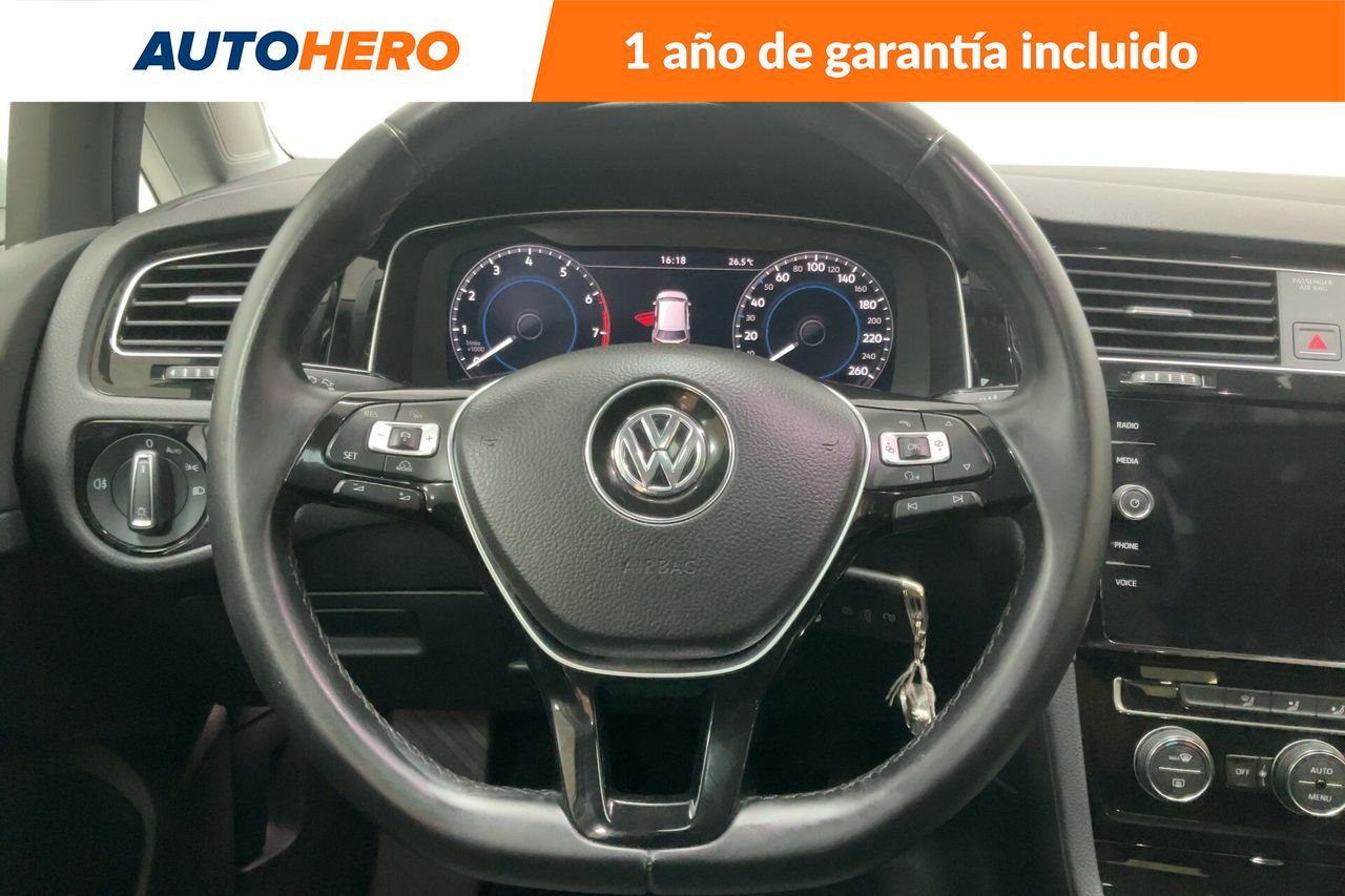 Foto Volkswagen Golf 18