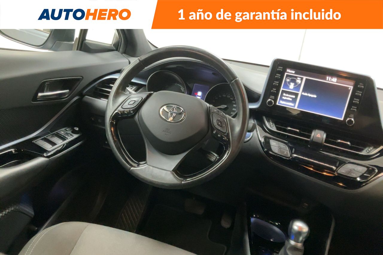 Foto Toyota C-HR 13