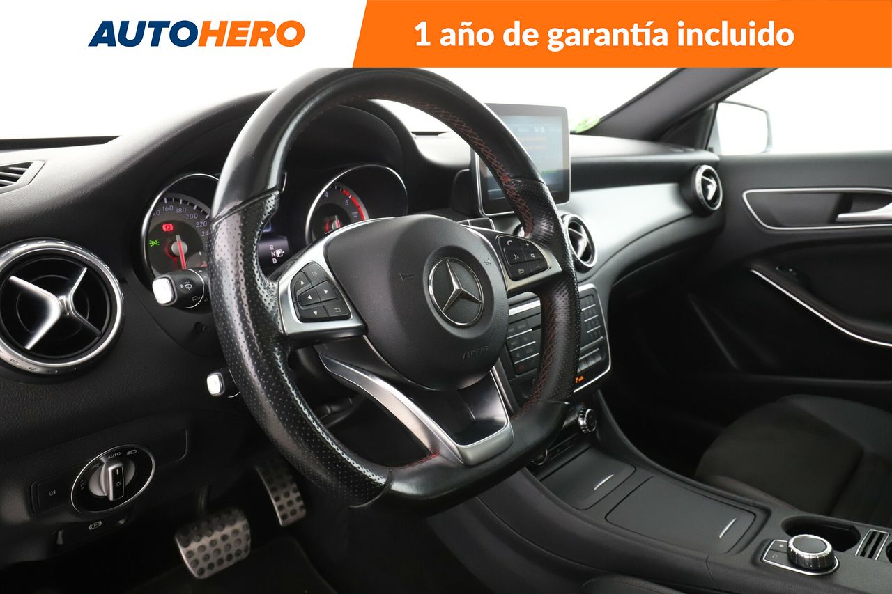 Foto Mercedes-Benz Clase GLA 12