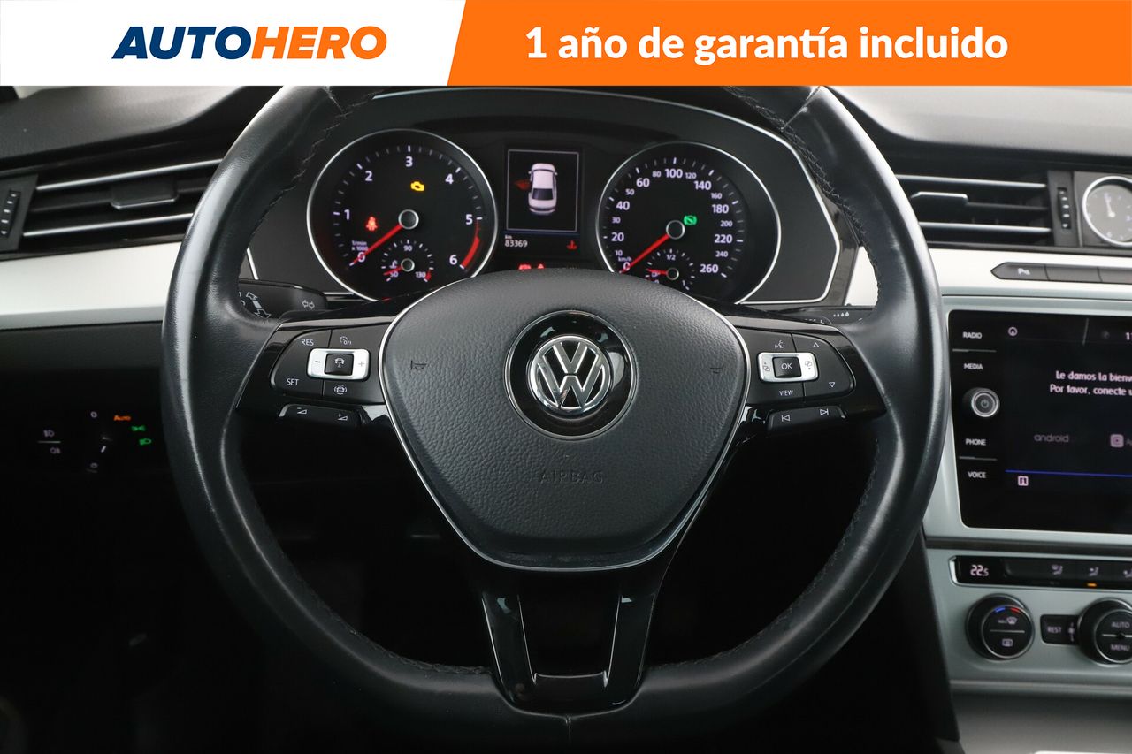 Foto Volkswagen Passat 20