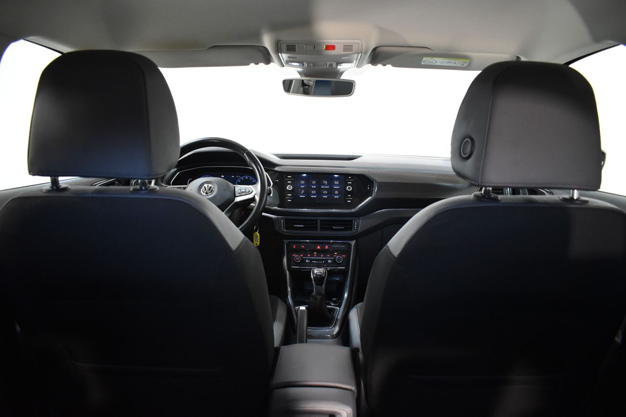 Foto Volkswagen T-Cross 24