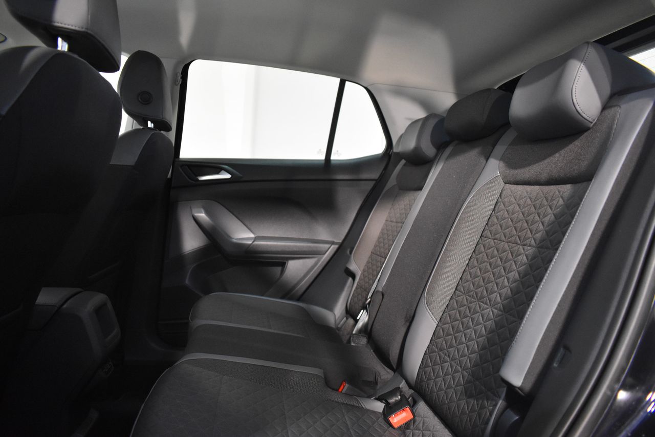 Foto Volkswagen T-Cross 26