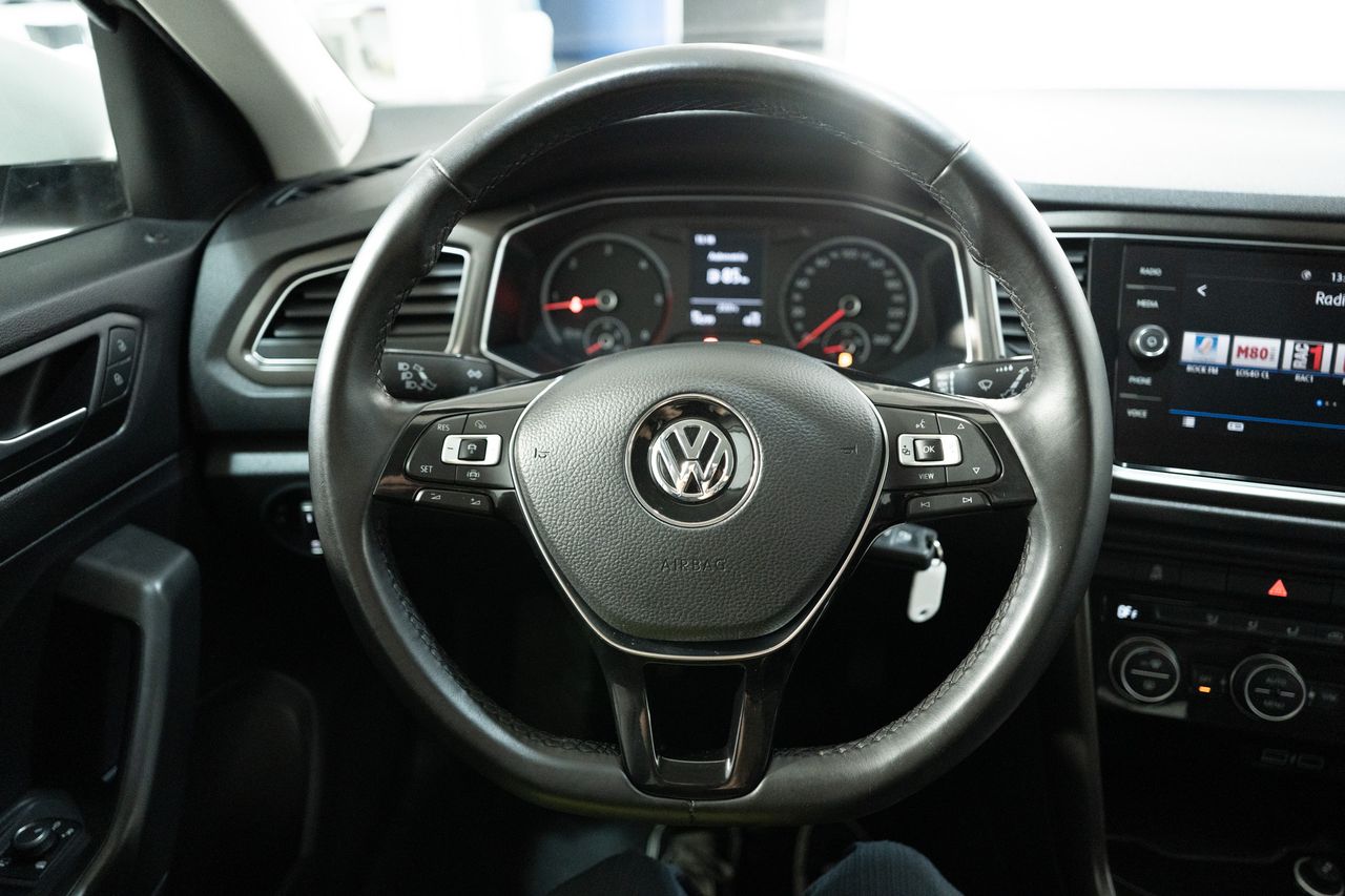 Foto Volkswagen T-Roc 12