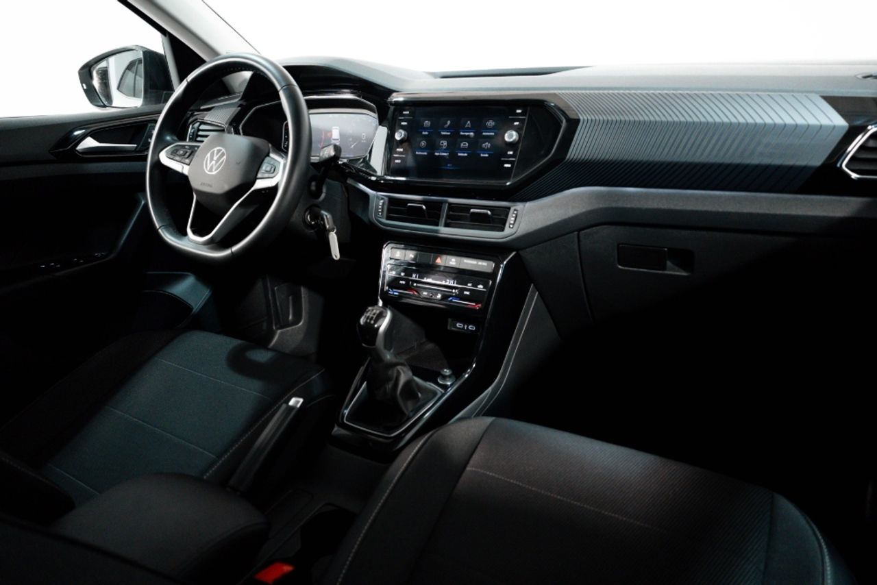 Foto Volkswagen T-Cross 24