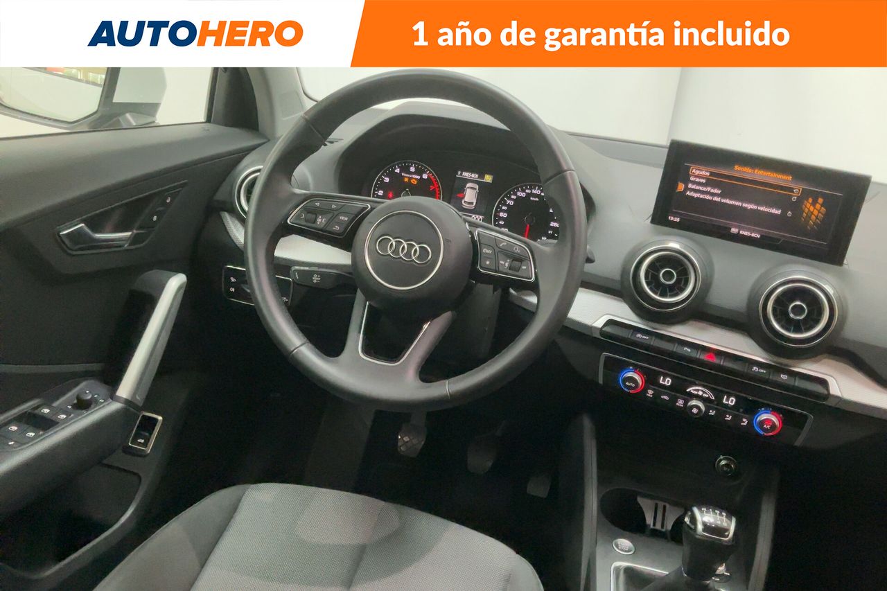 Foto Audi Q2 14