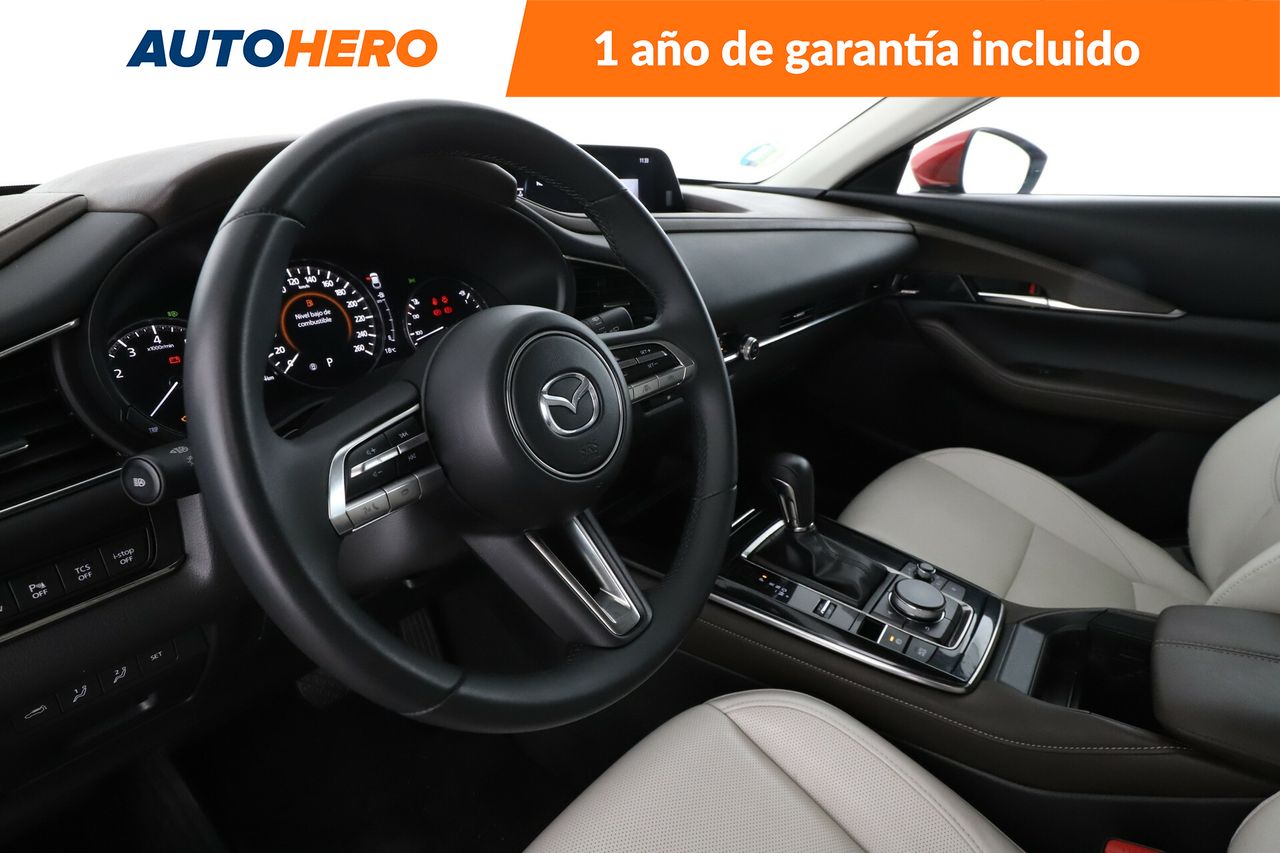 Foto Mazda CX-30 12