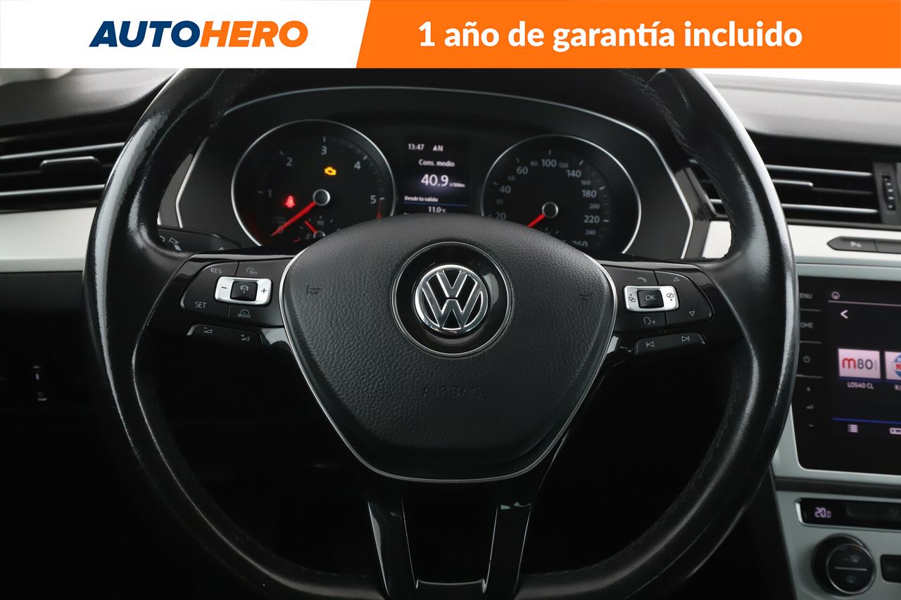 Foto Volkswagen Passat 20