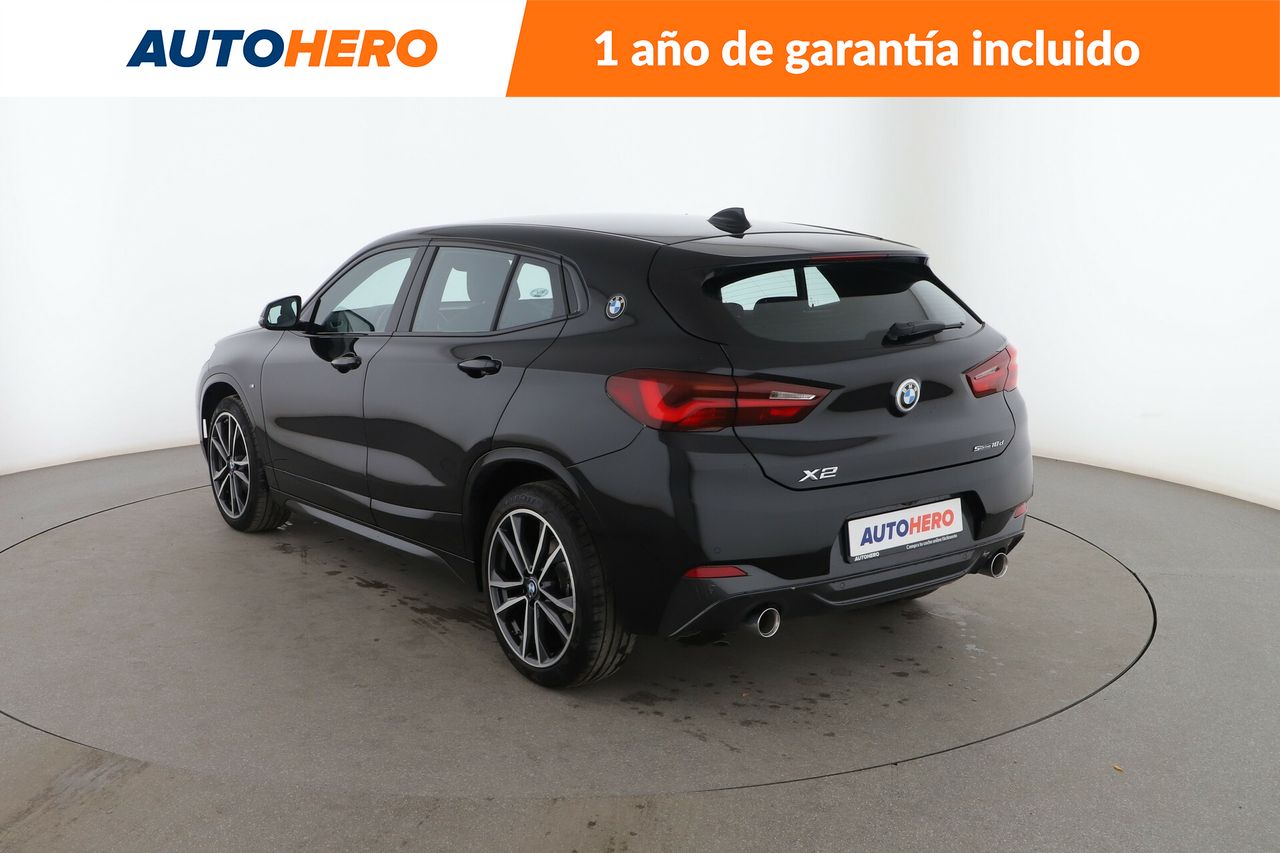 Foto BMW X2 4