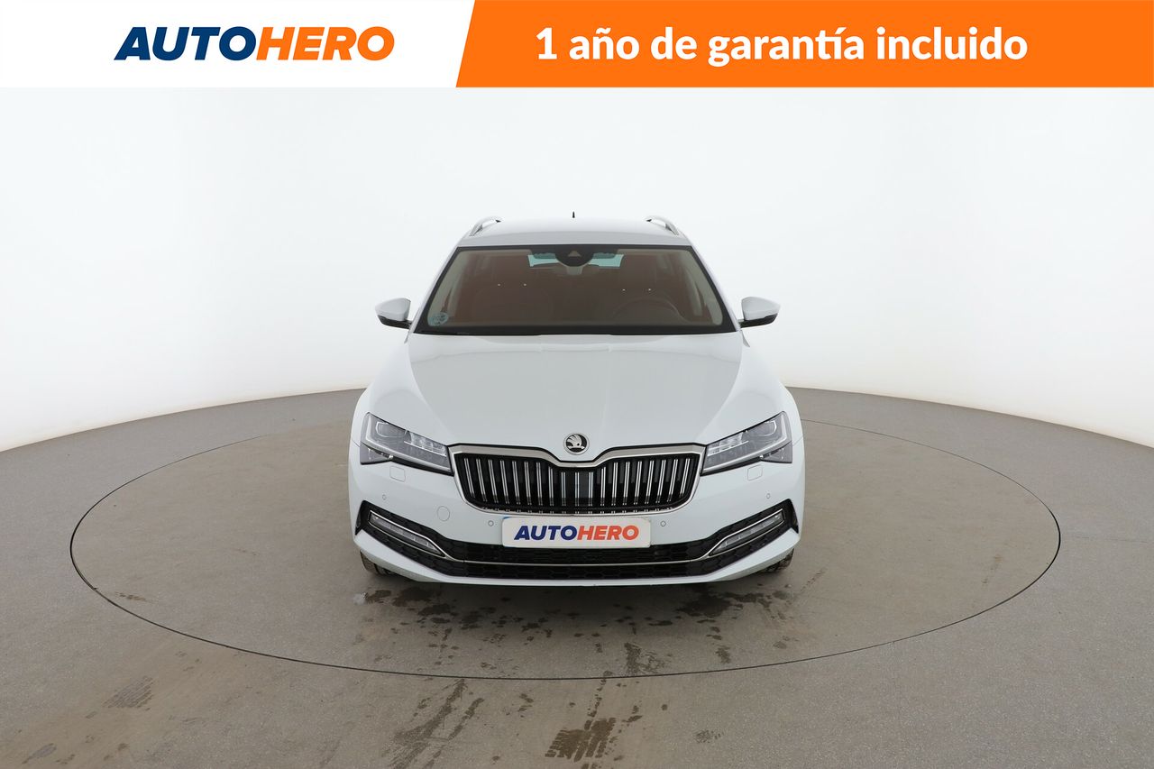 Foto Skoda Superb 9