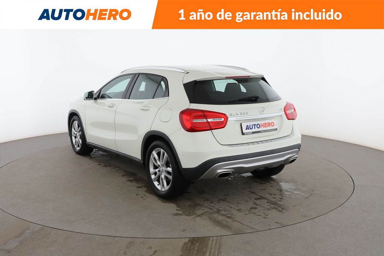 Foto Mercedes-Benz Clase GLA 4