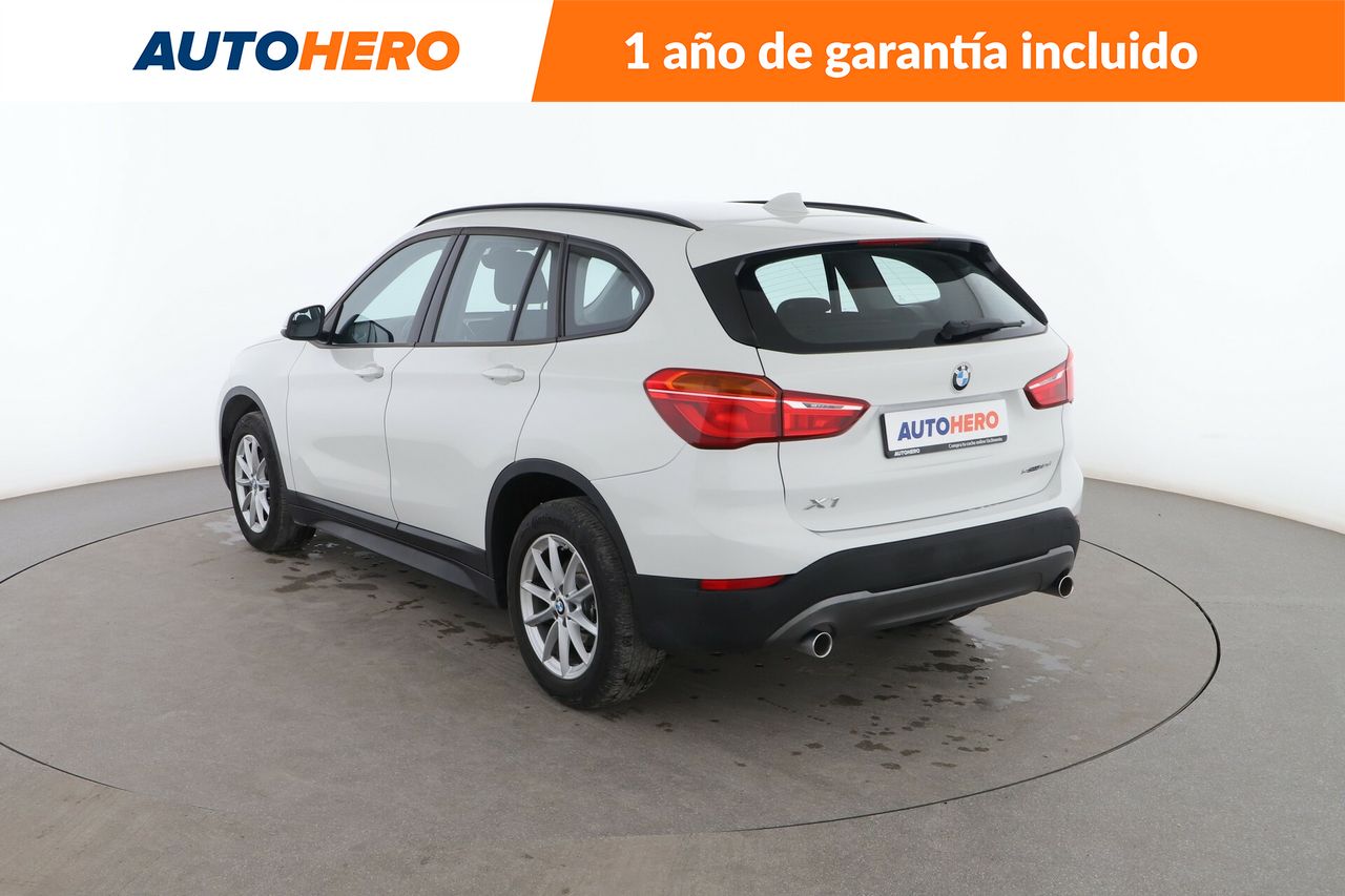 Foto BMW X1 4