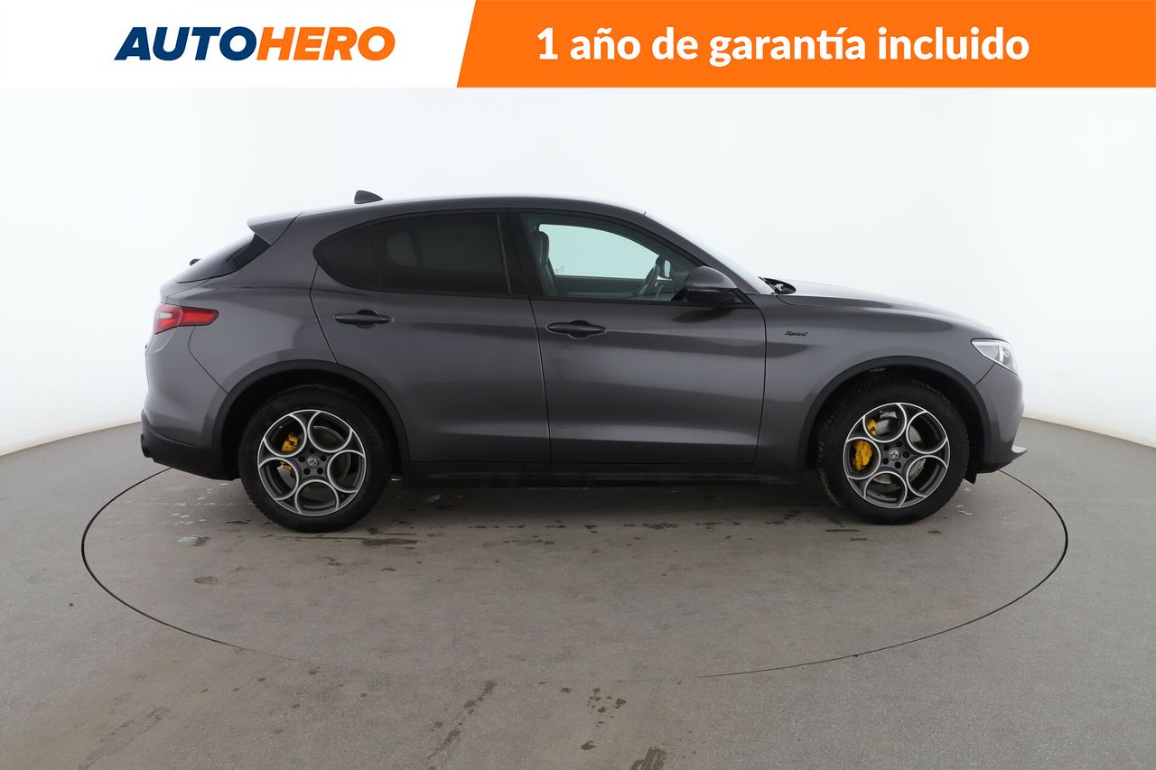 Foto Alfa Romeo Stelvio 7