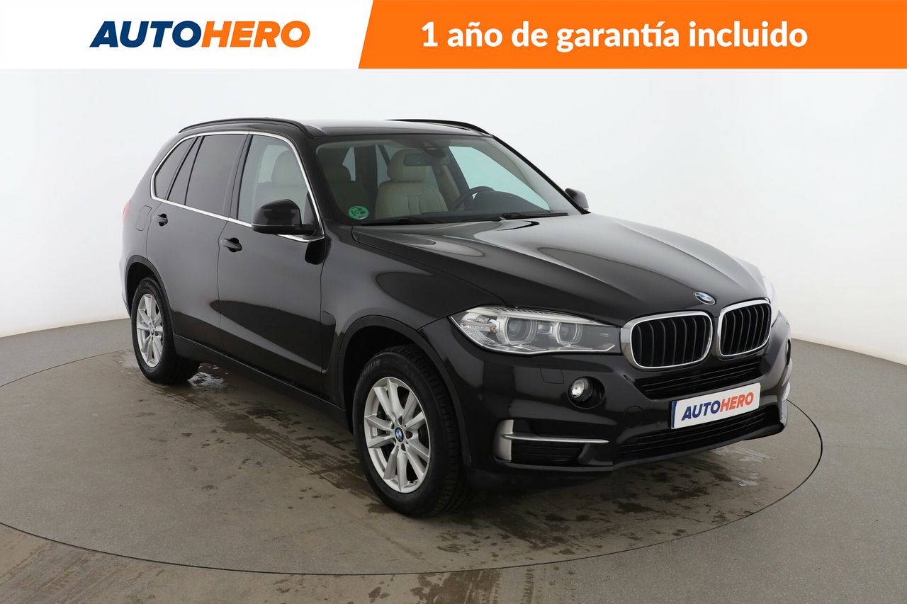 Foto BMW X5 8