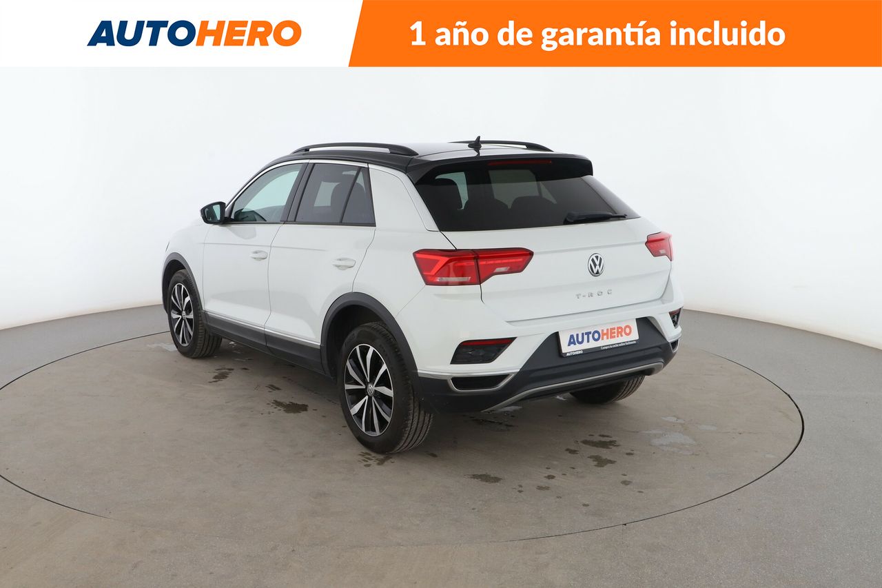 Foto Volkswagen T-Roc 4