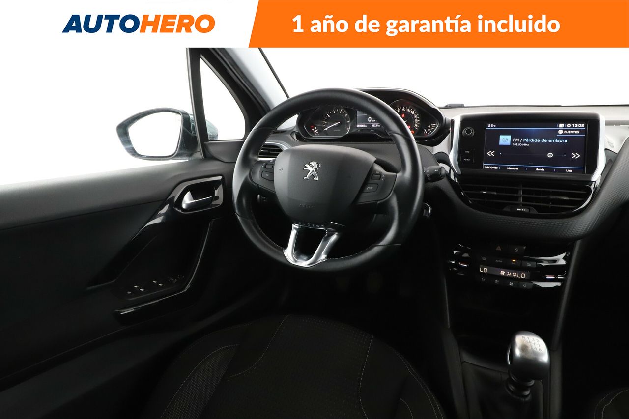 Foto Peugeot 208 14