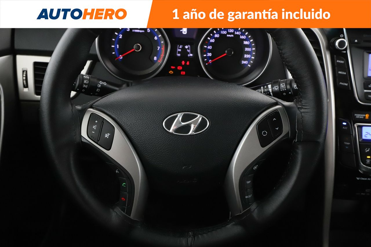 Foto Hyundai i30 19