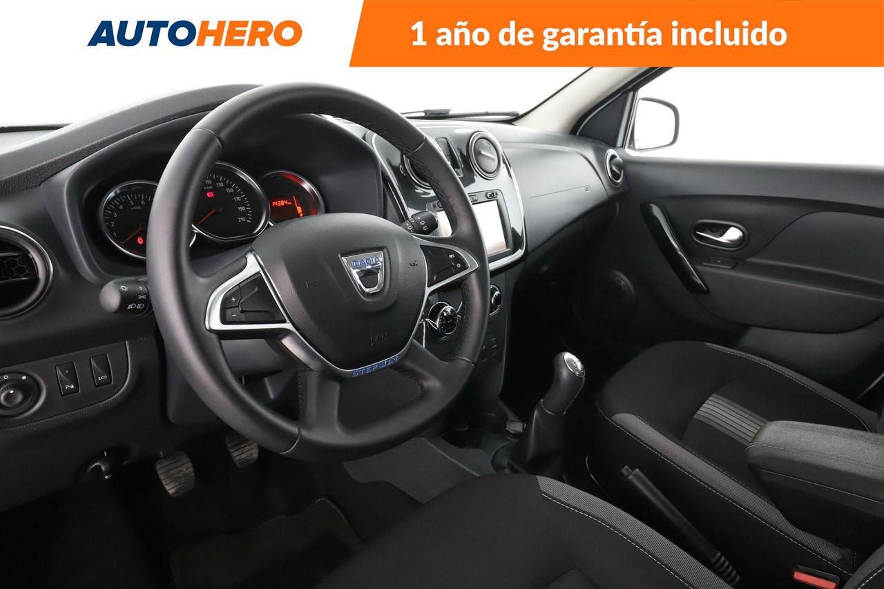 Foto Dacia Sandero 12