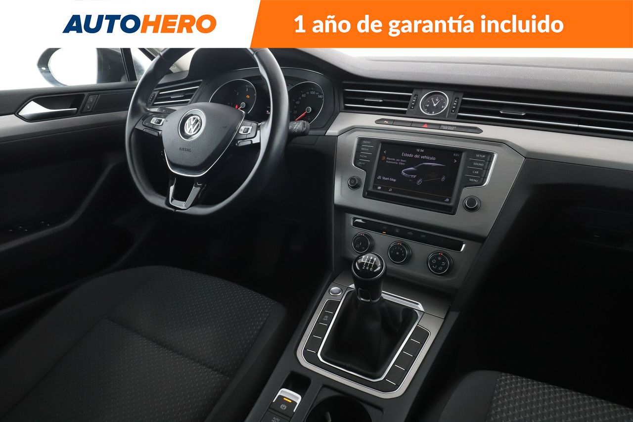 Foto Volkswagen Passat 14