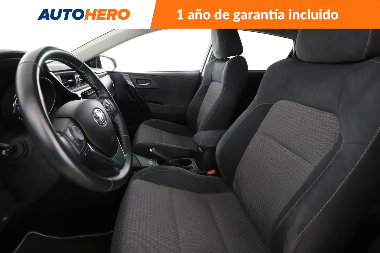 Foto Toyota Auris 11