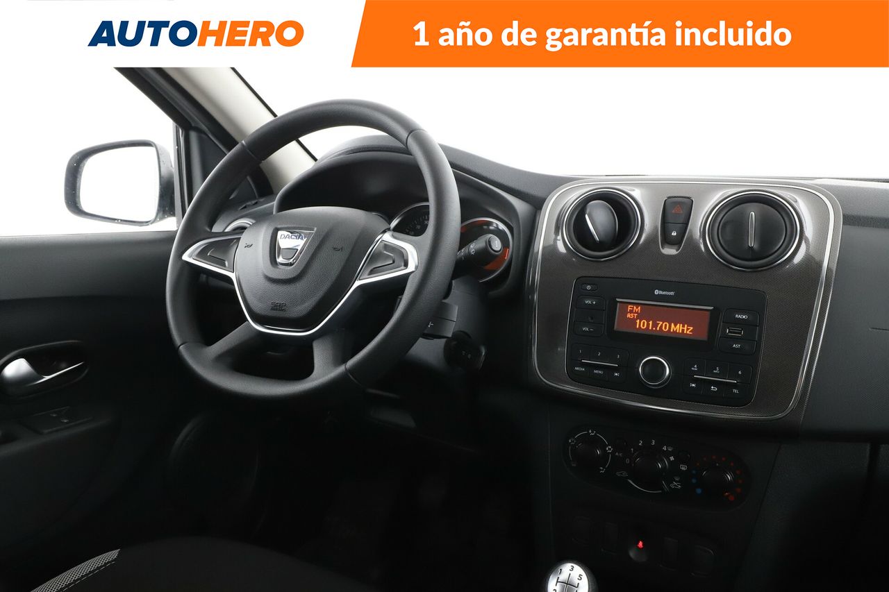 Foto Dacia Sandero 14