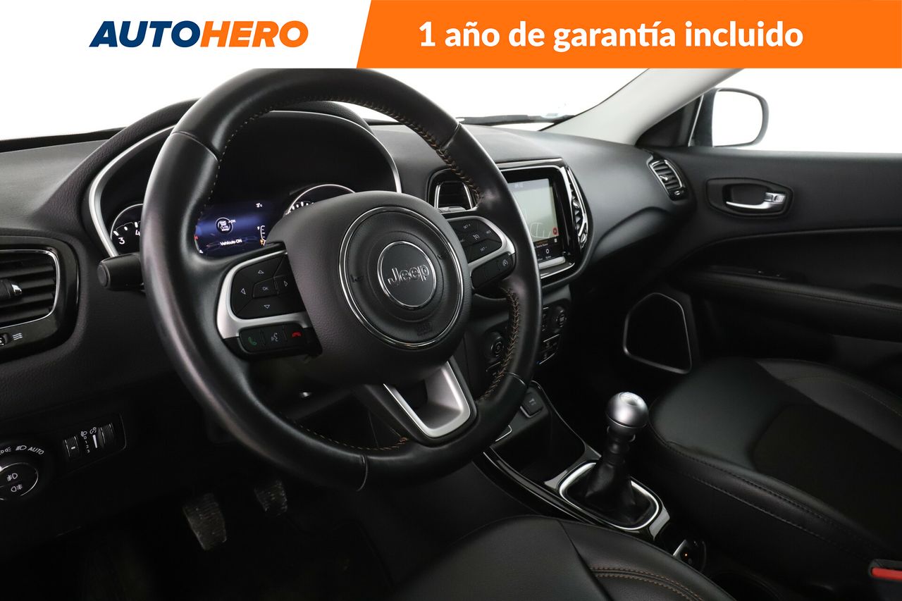 Foto Jeep Compass 12