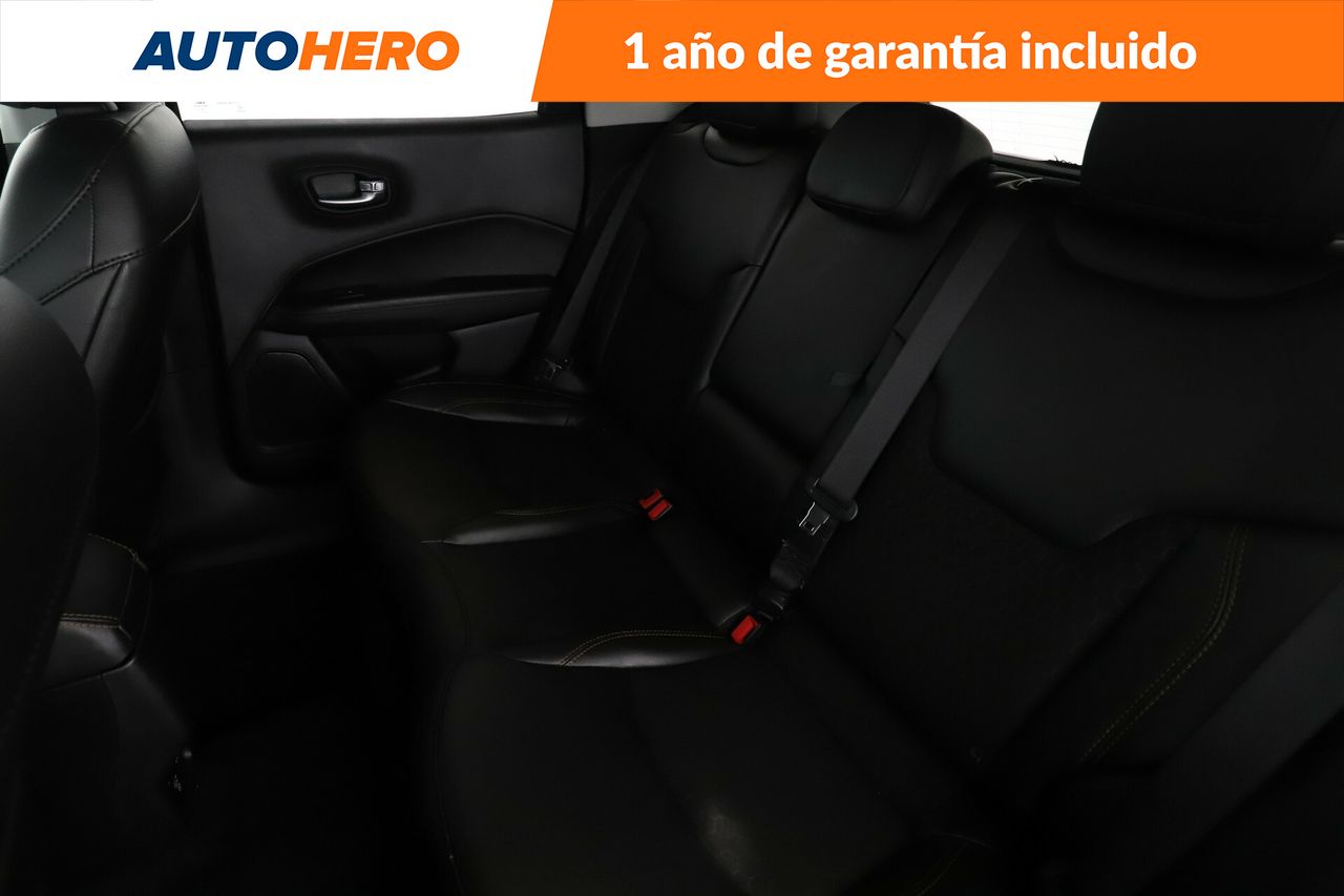 Foto Jeep Compass 15