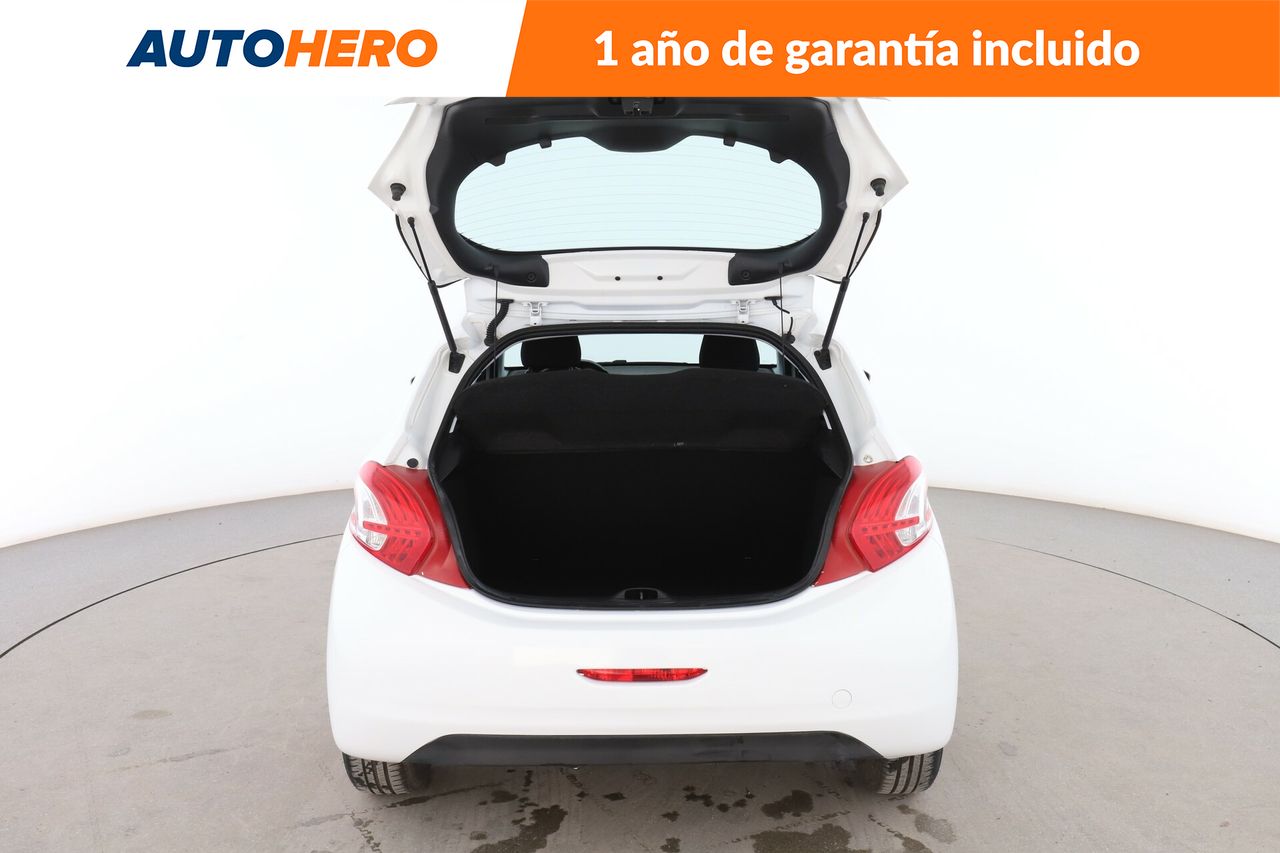 Foto Peugeot 208 18