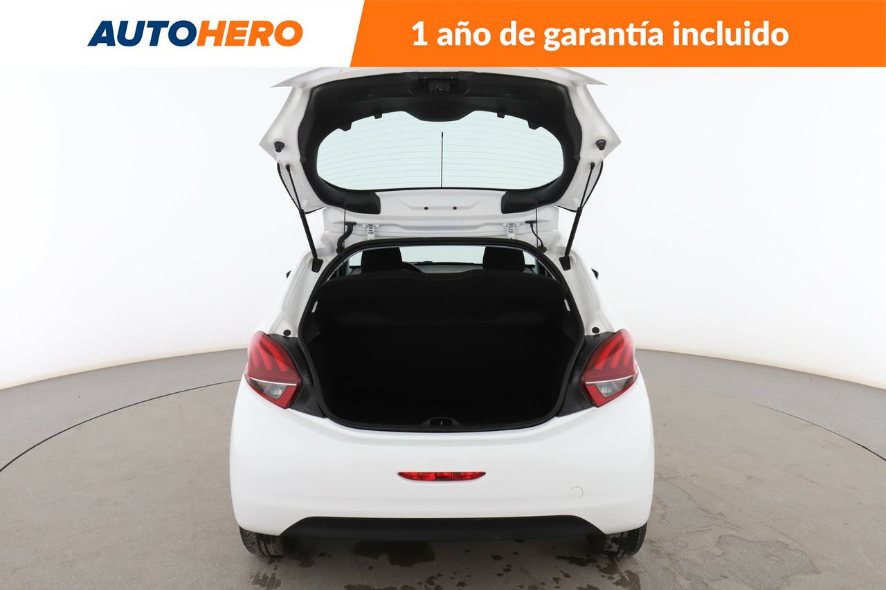 Foto Peugeot 208 18