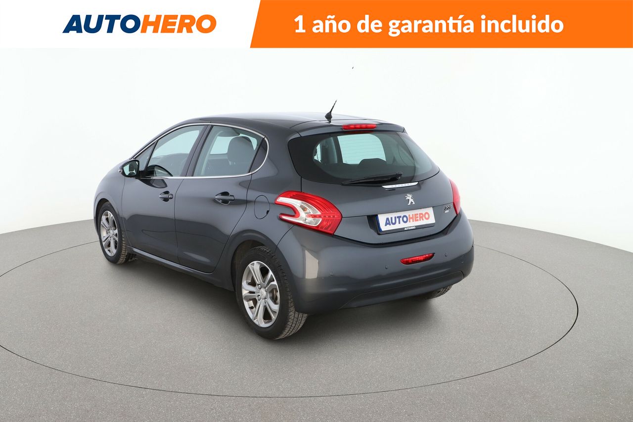 Foto Peugeot 208 4