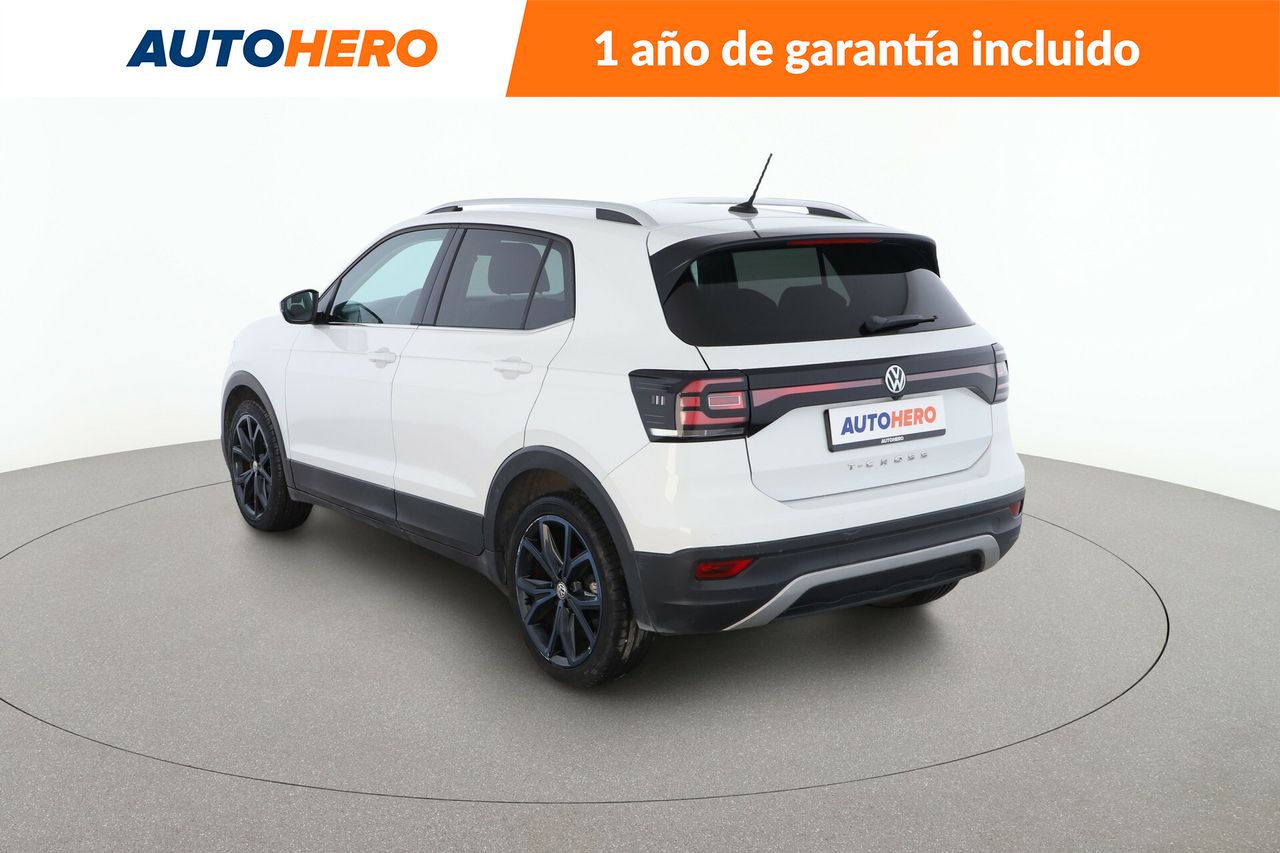 Foto Volkswagen T-Cross 4