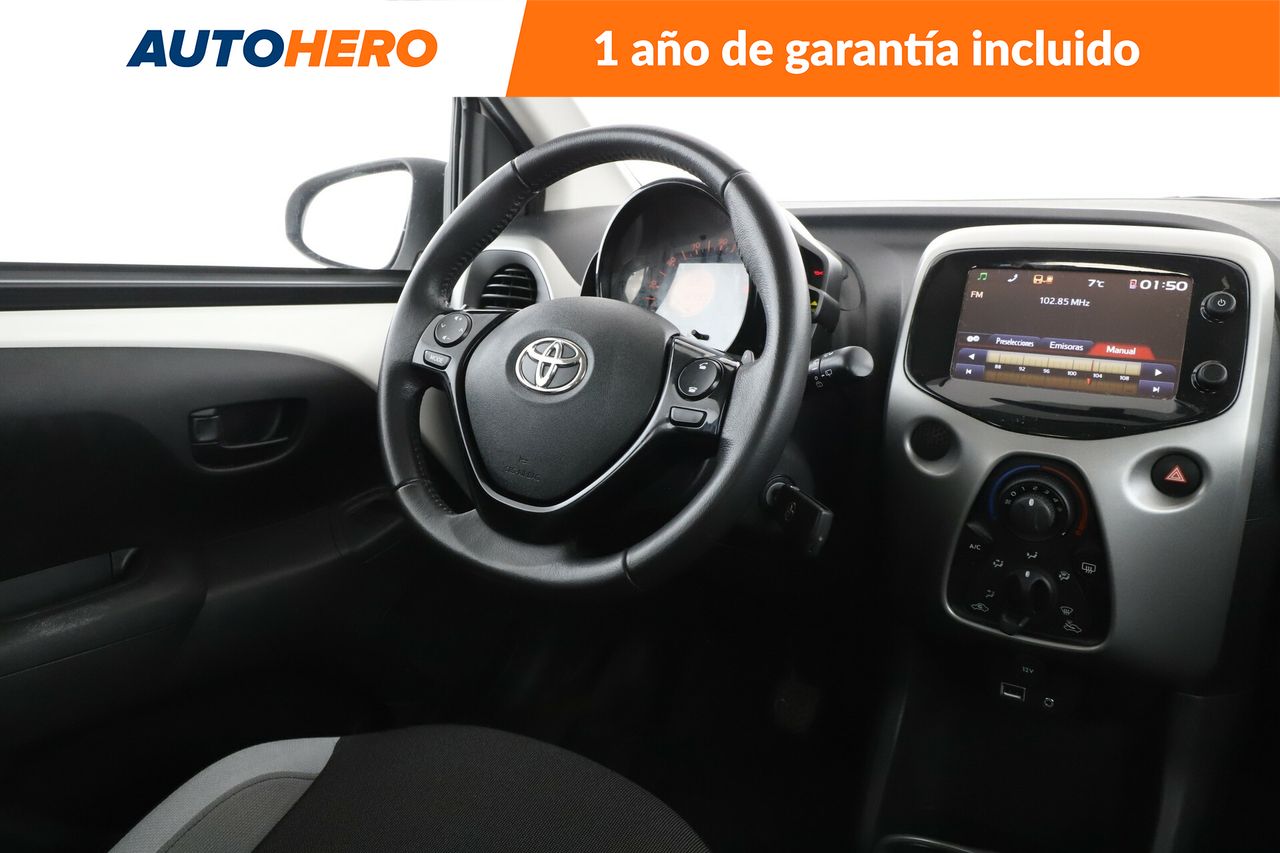 Foto Toyota Aygo 14