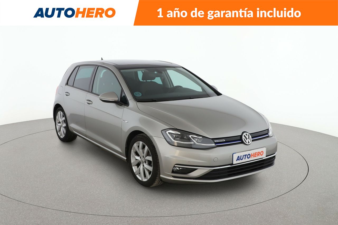 Foto Volkswagen Golf 8