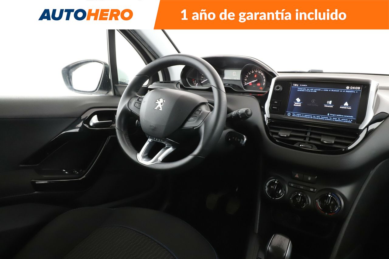 Foto Peugeot 208 14