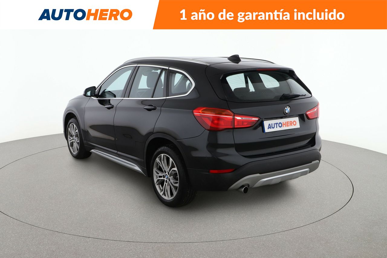 Foto BMW X1 4