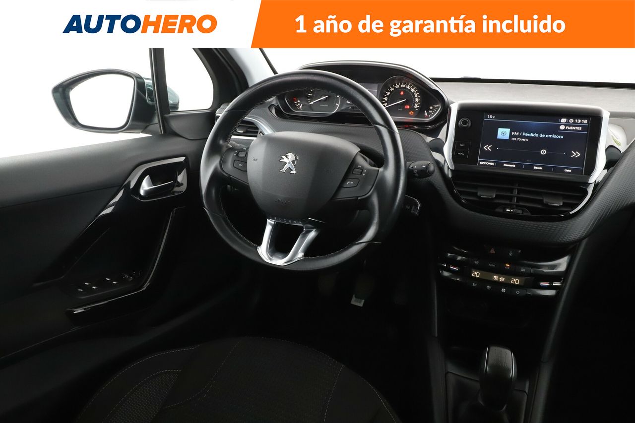 Foto Peugeot 208 14