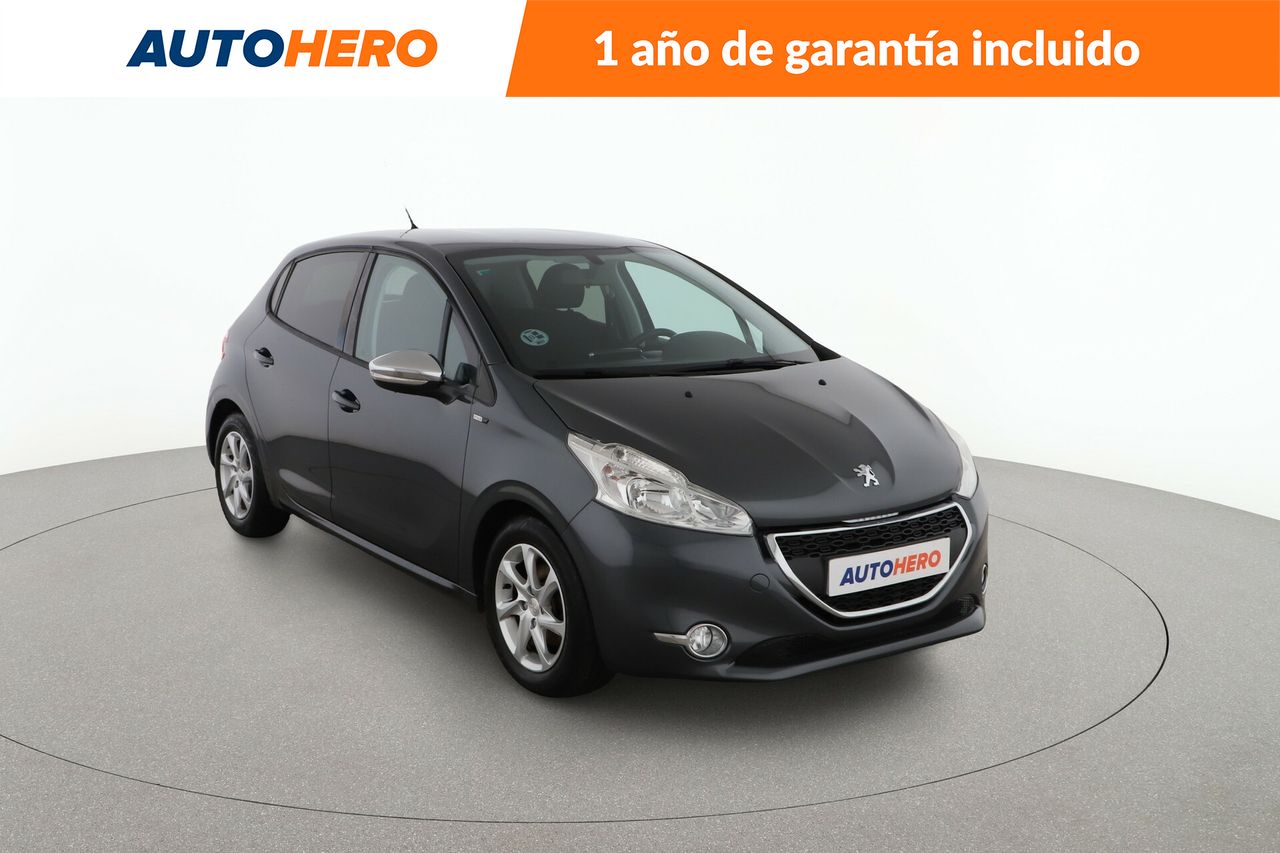 Foto Peugeot 208 8