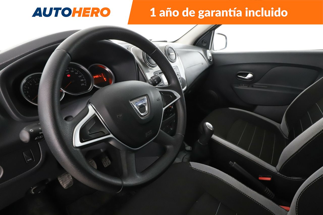 Foto Dacia Sandero 12