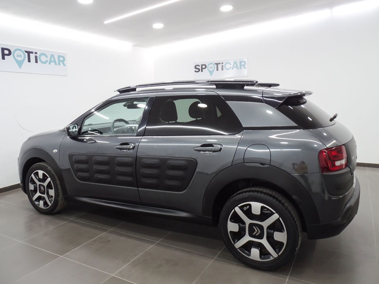 Foto Citroën C4 Cactus 14