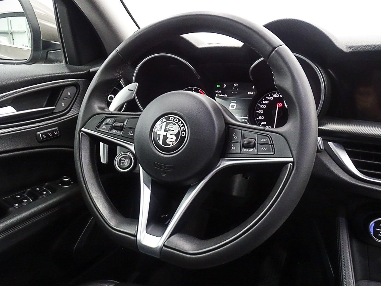 Foto Alfa Romeo Stelvio 31