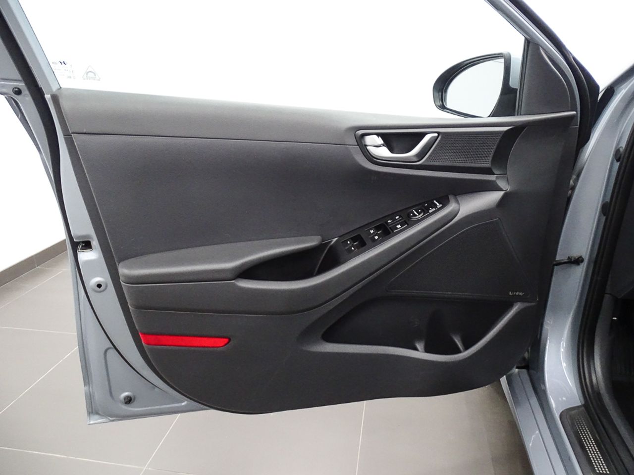 Foto Hyundai IONIQ 10